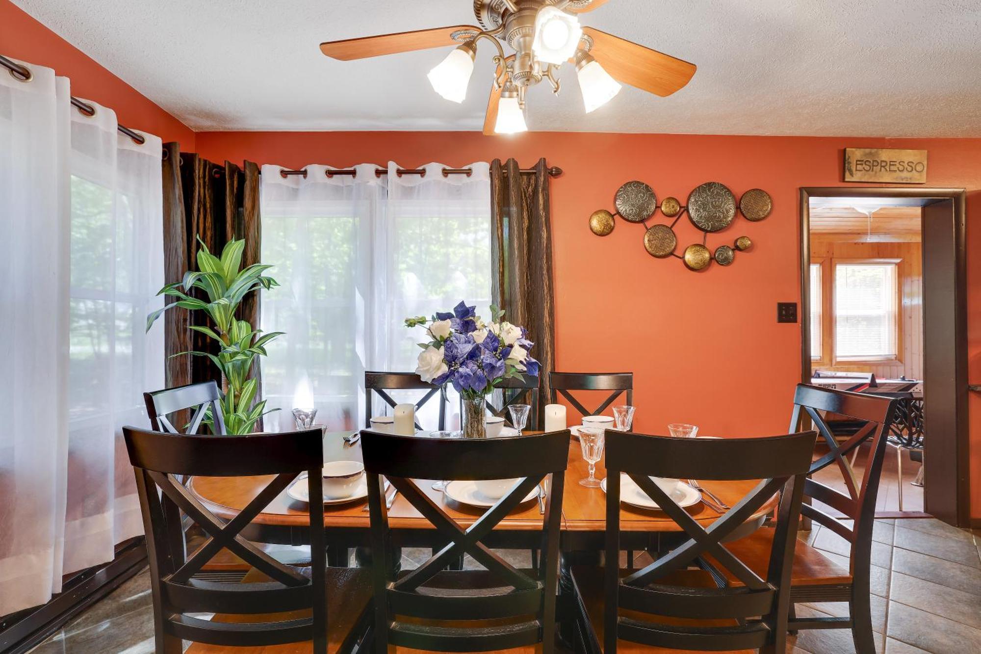 Chalet Renovated Near Casino, Camelback , Kalahari 4Bdrms Firepit Hot Tub Game Room Tobyhanna Екстериор снимка