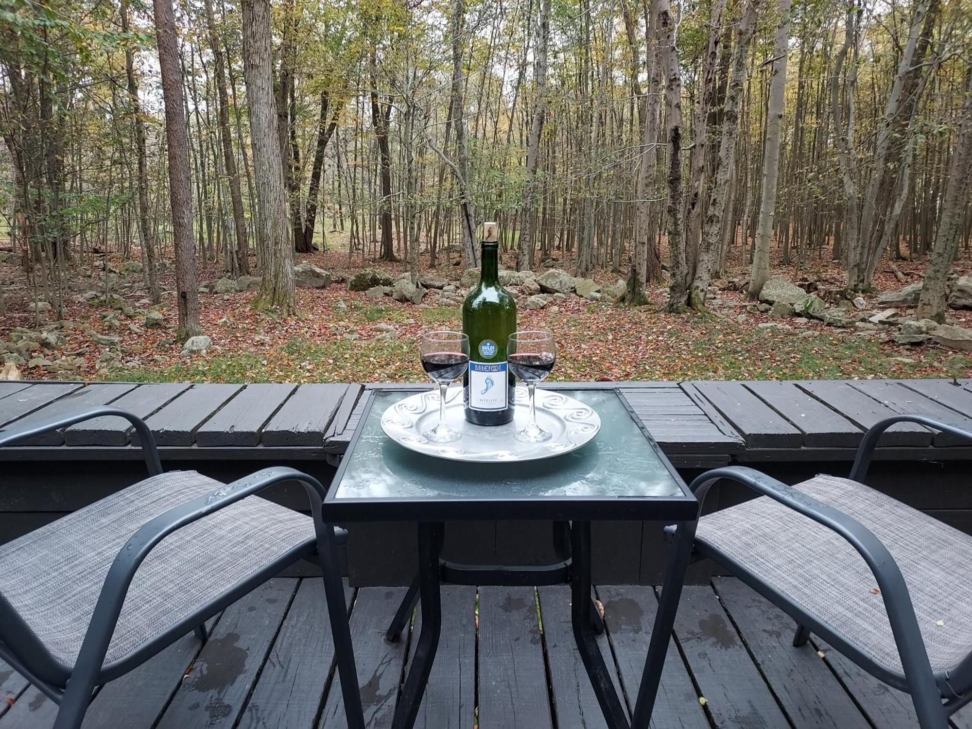 Chalet Renovated Near Casino, Camelback , Kalahari 4Bdrms Firepit Hot Tub Game Room Tobyhanna Екстериор снимка